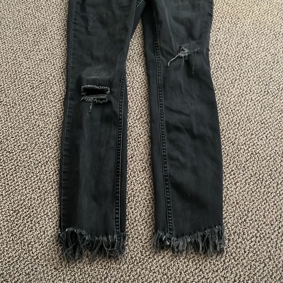 Free people distressed jeans - Picture 5 of 6